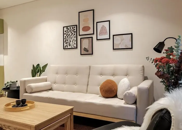 Apartment Cam 002