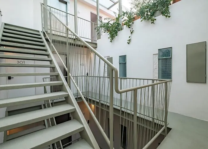 Apartment Cam 002 *