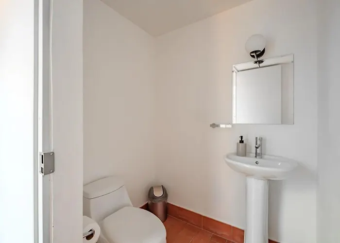 Cam 002 Apartment